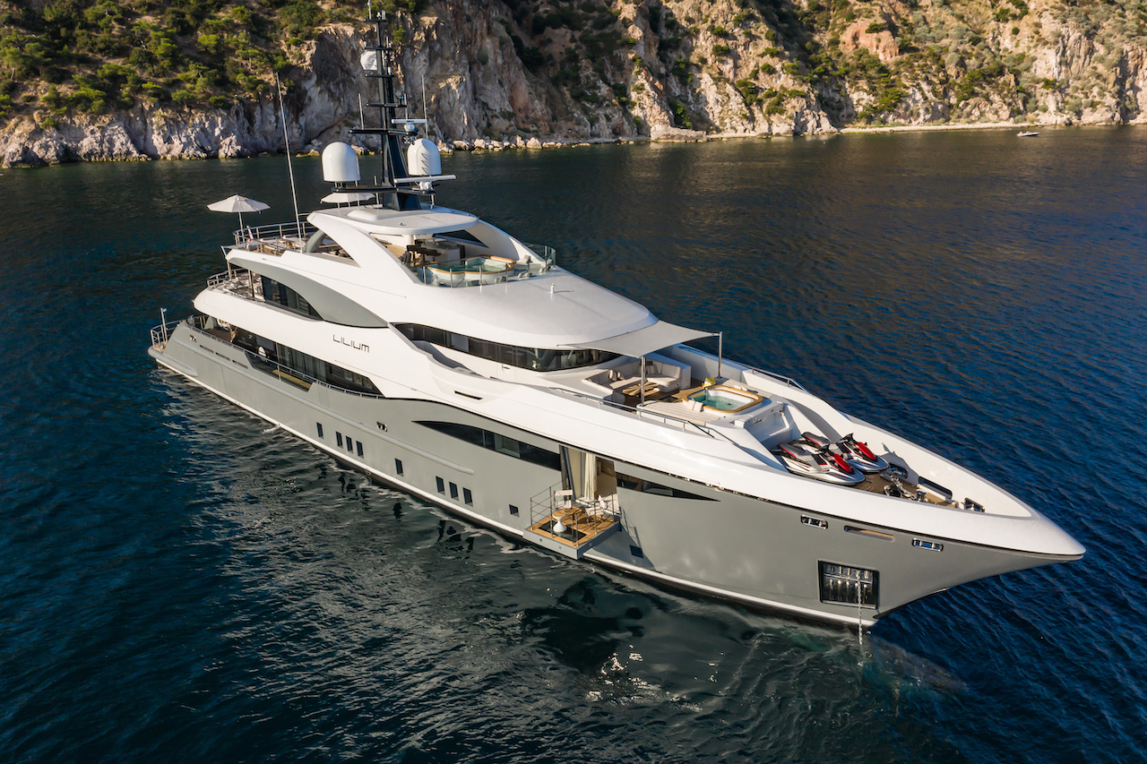 Superyacht LILIUM to attend the CYF and MYS 2019.jpg