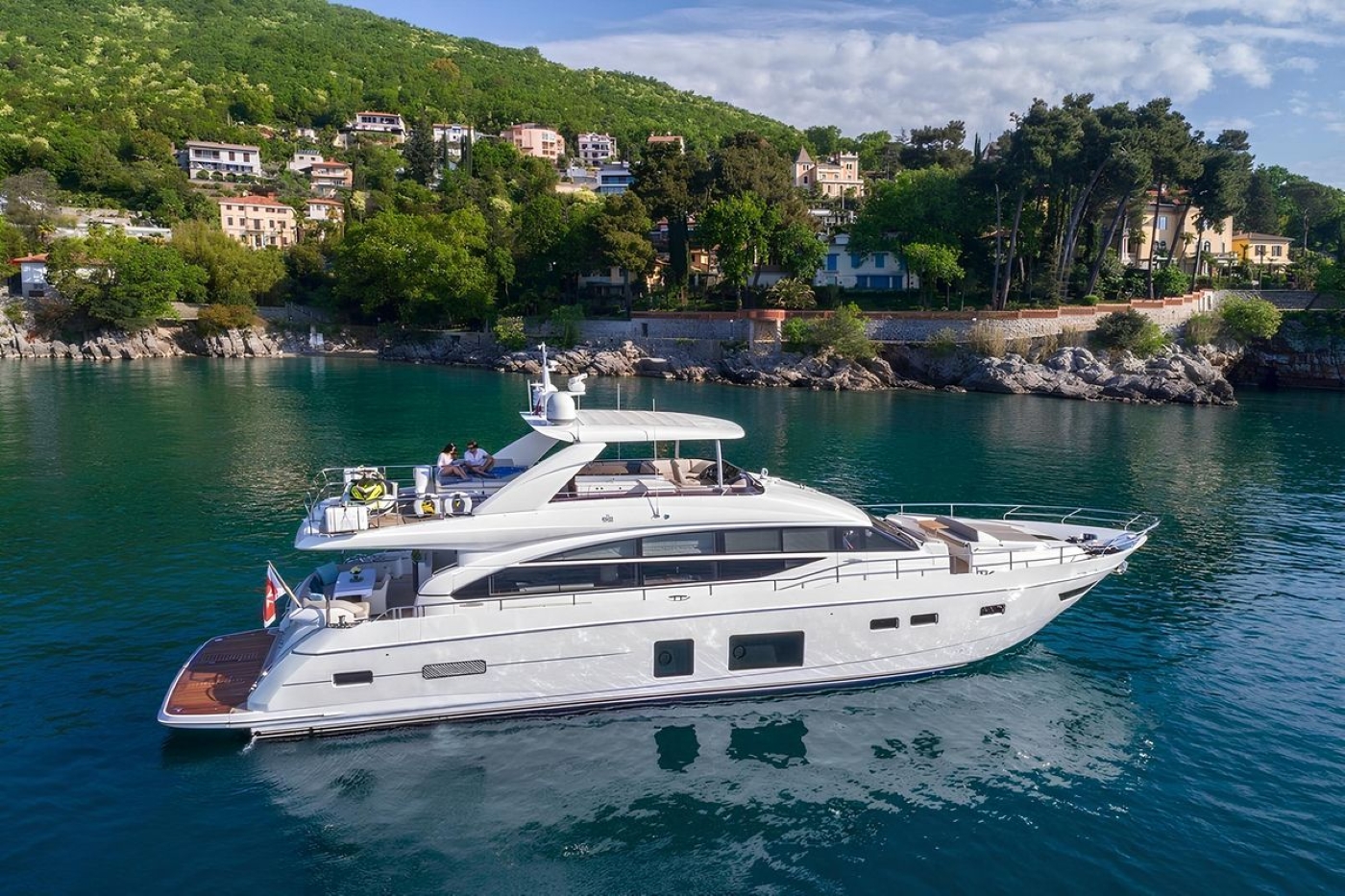 Superyacht Larimar II.jpg
