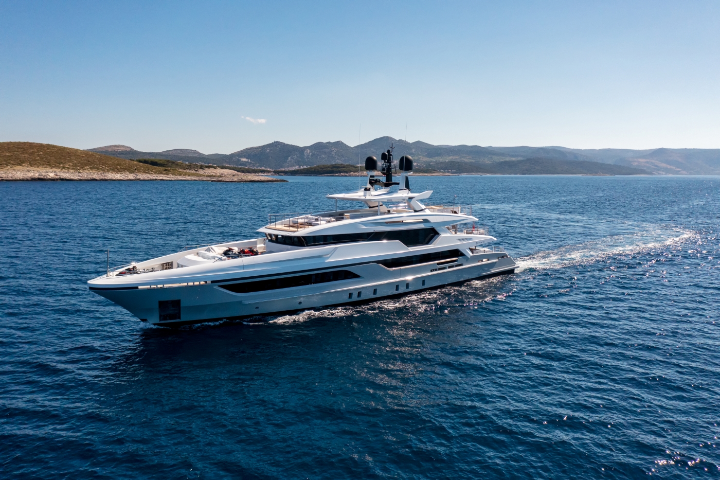 Superyacht MY MAYVA.jpg