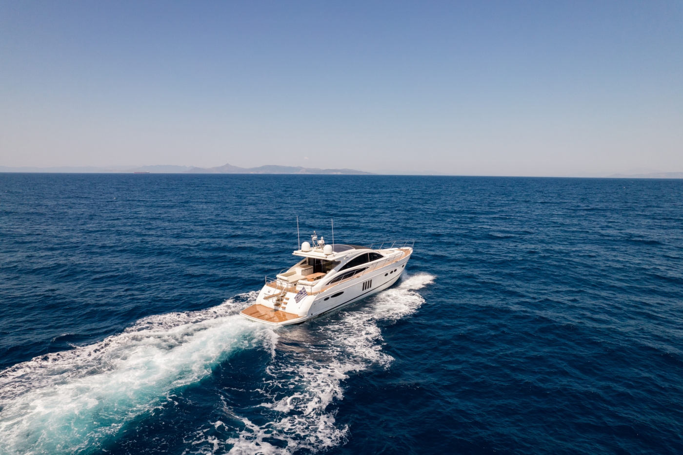 Superyacht Mojo.jpg