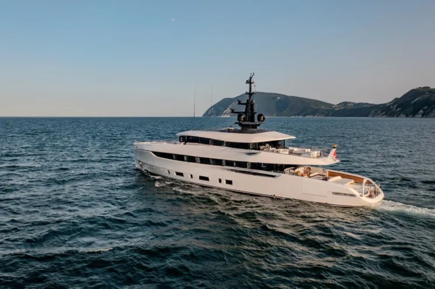 Superyacht NIGHT FURY II.jpg