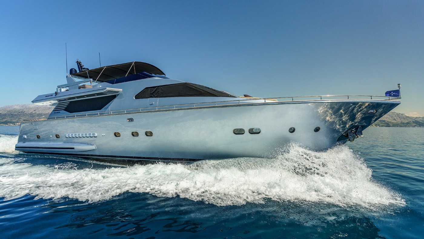 Superyacht PHANTOM.jpg