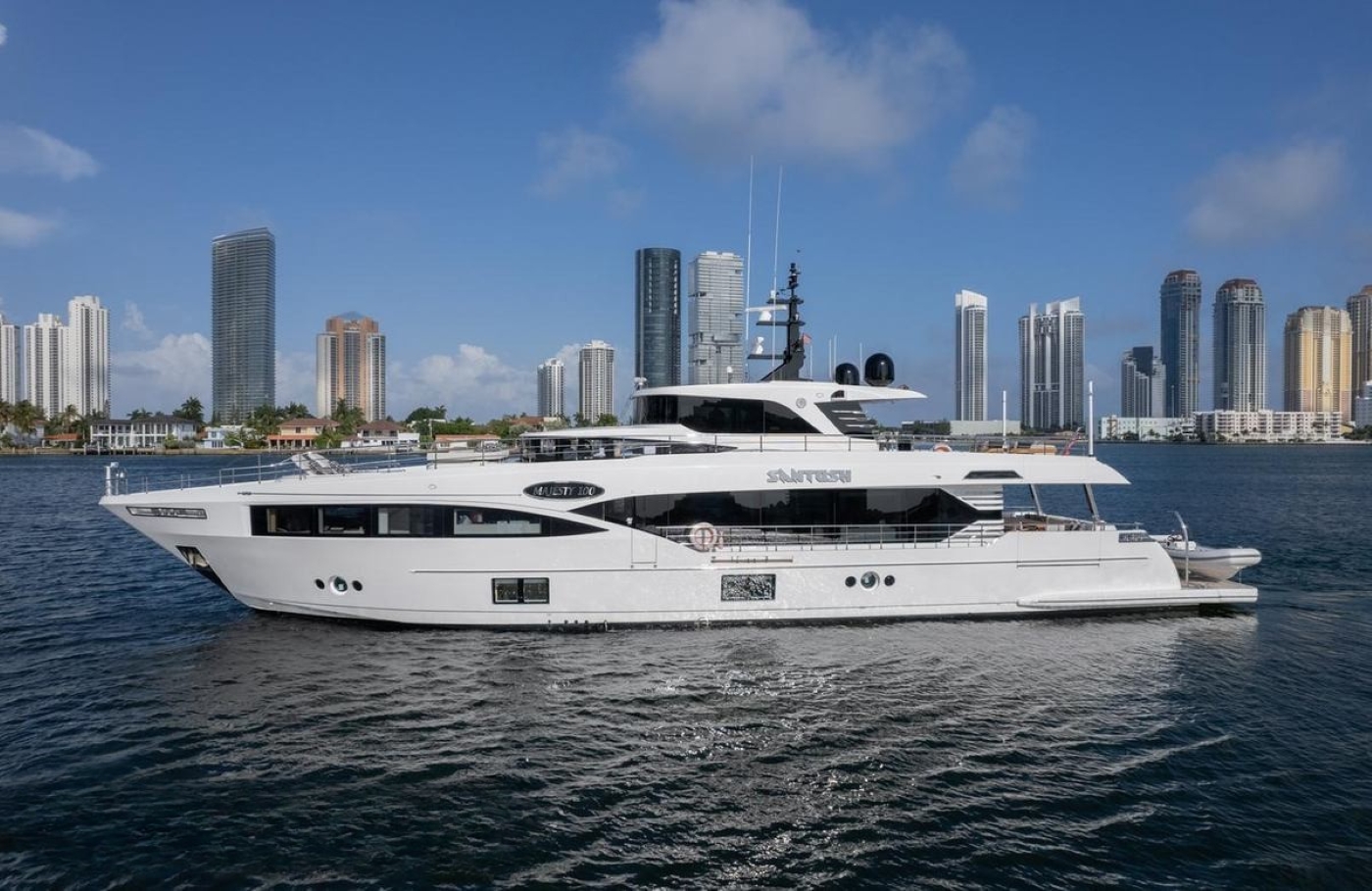 Superyacht SANTOSH.jpg