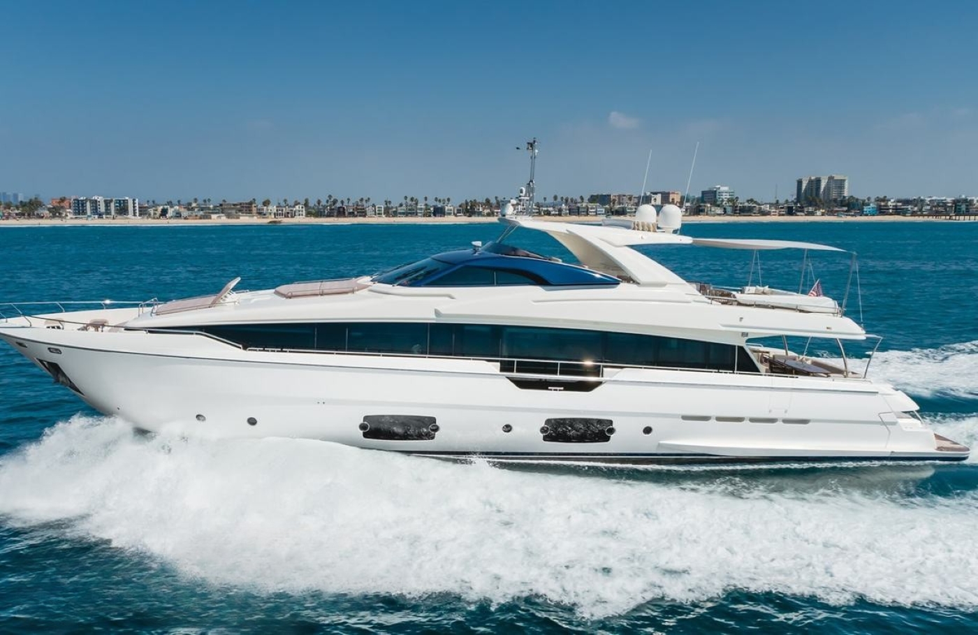 Superyacht SOL SHINE.jpg