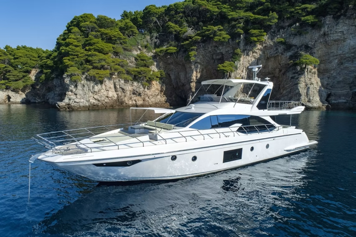 Superyacht TAMARA II.jpg