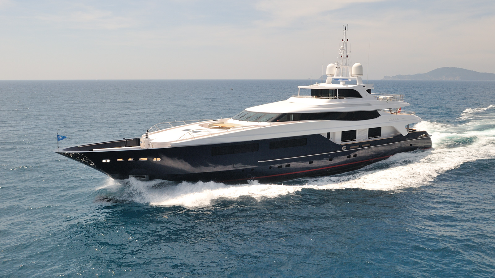 Superyacht profile.jpg