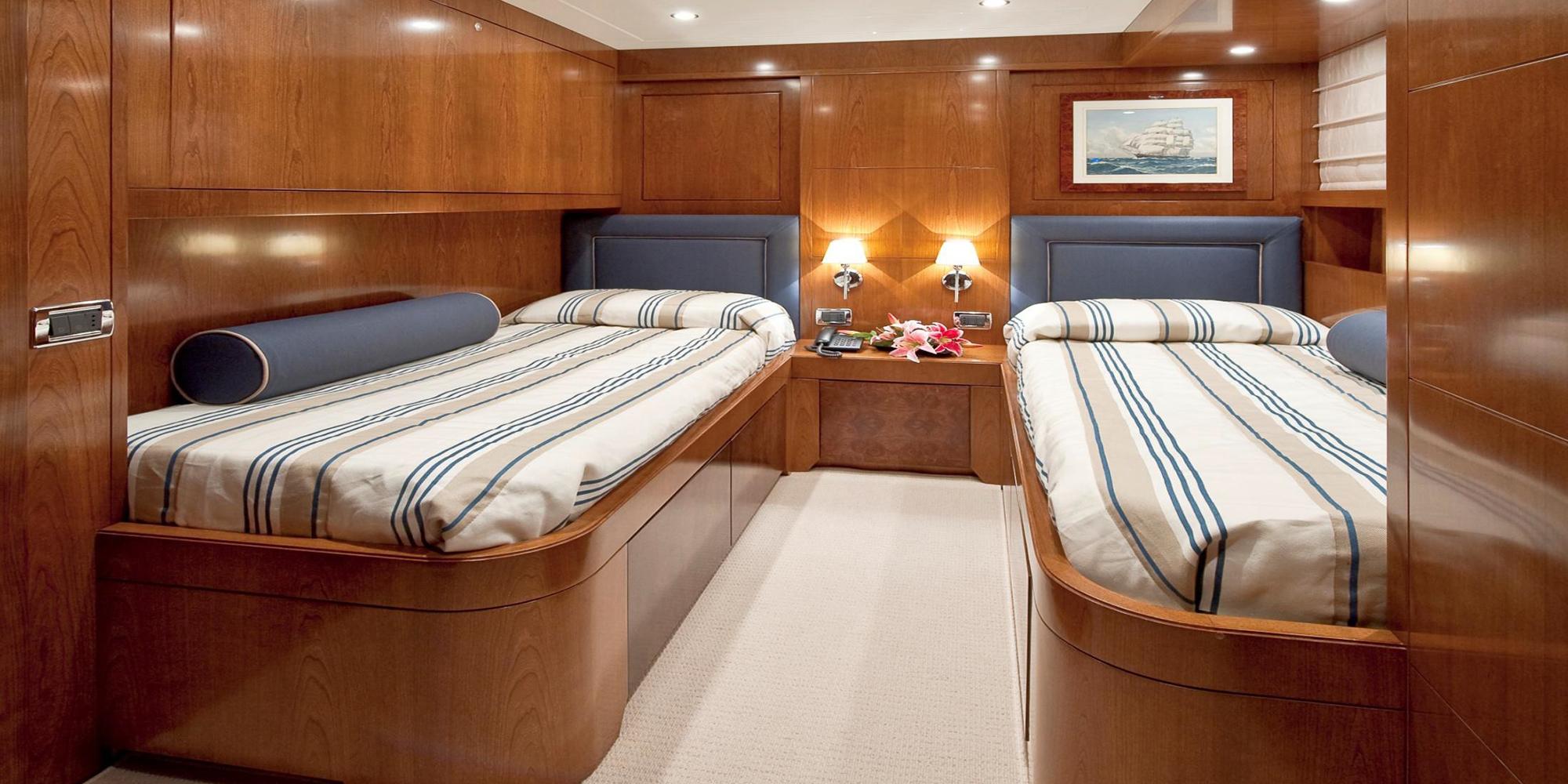 TWIN BERTH.jpg