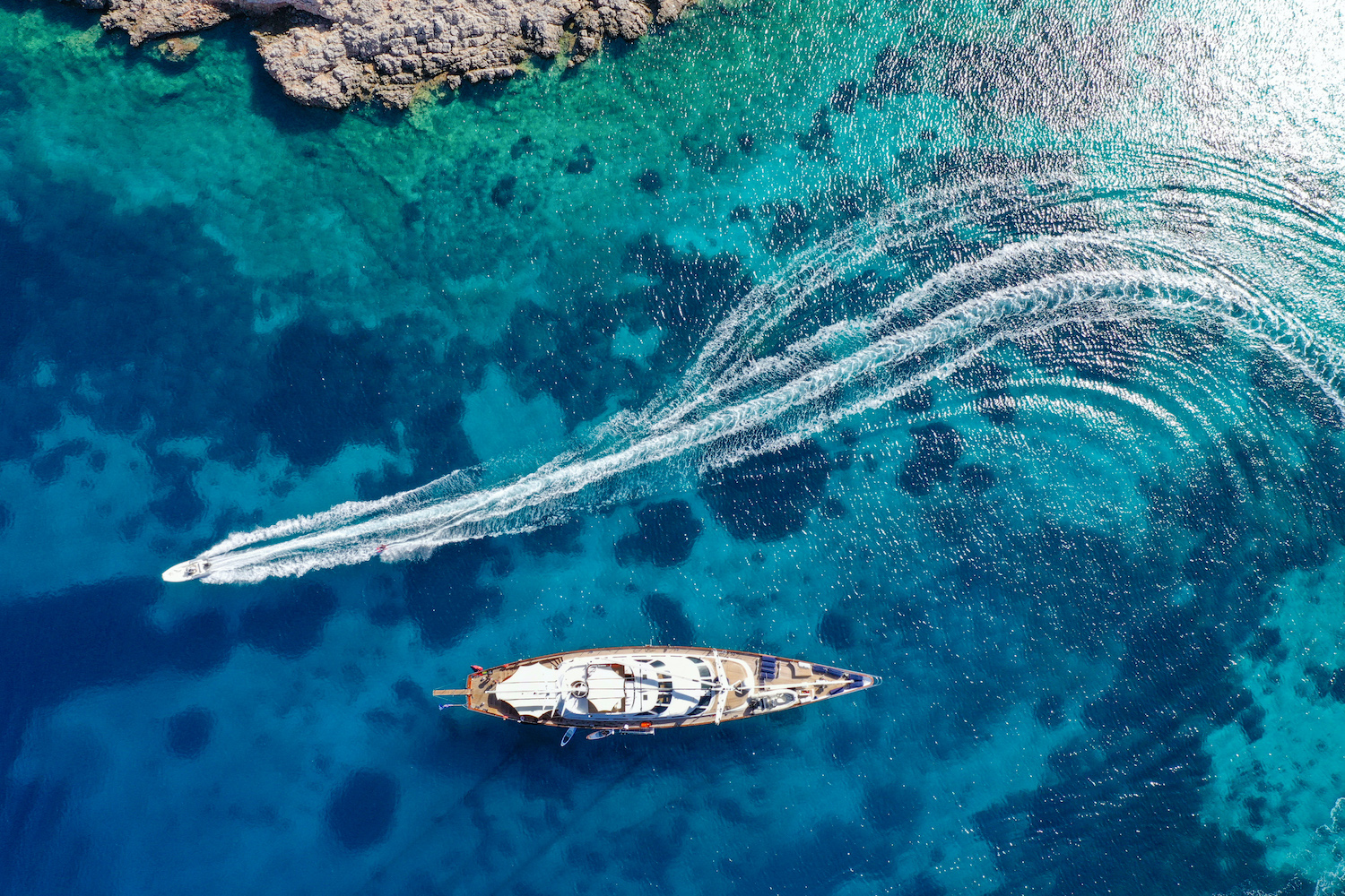Tamarita yacht.jpg