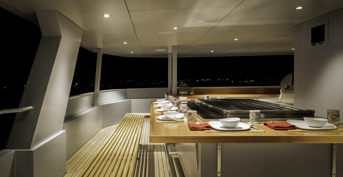 Teppanyaki grill.jpg