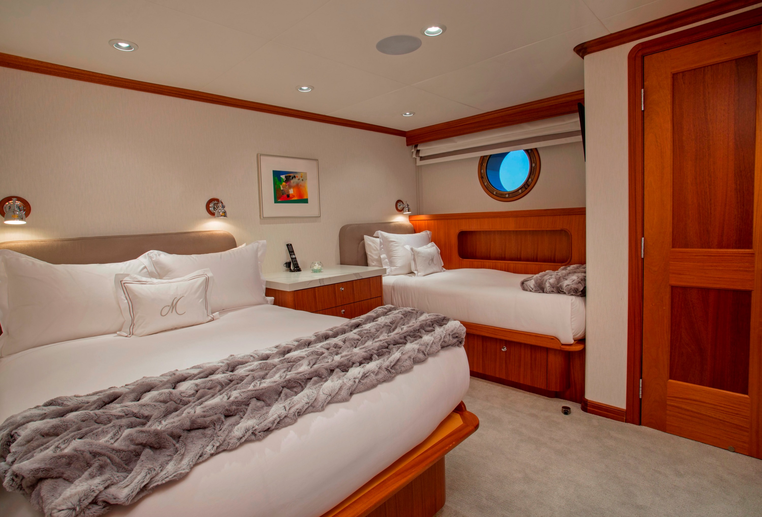 Triple guest cabin.jpg