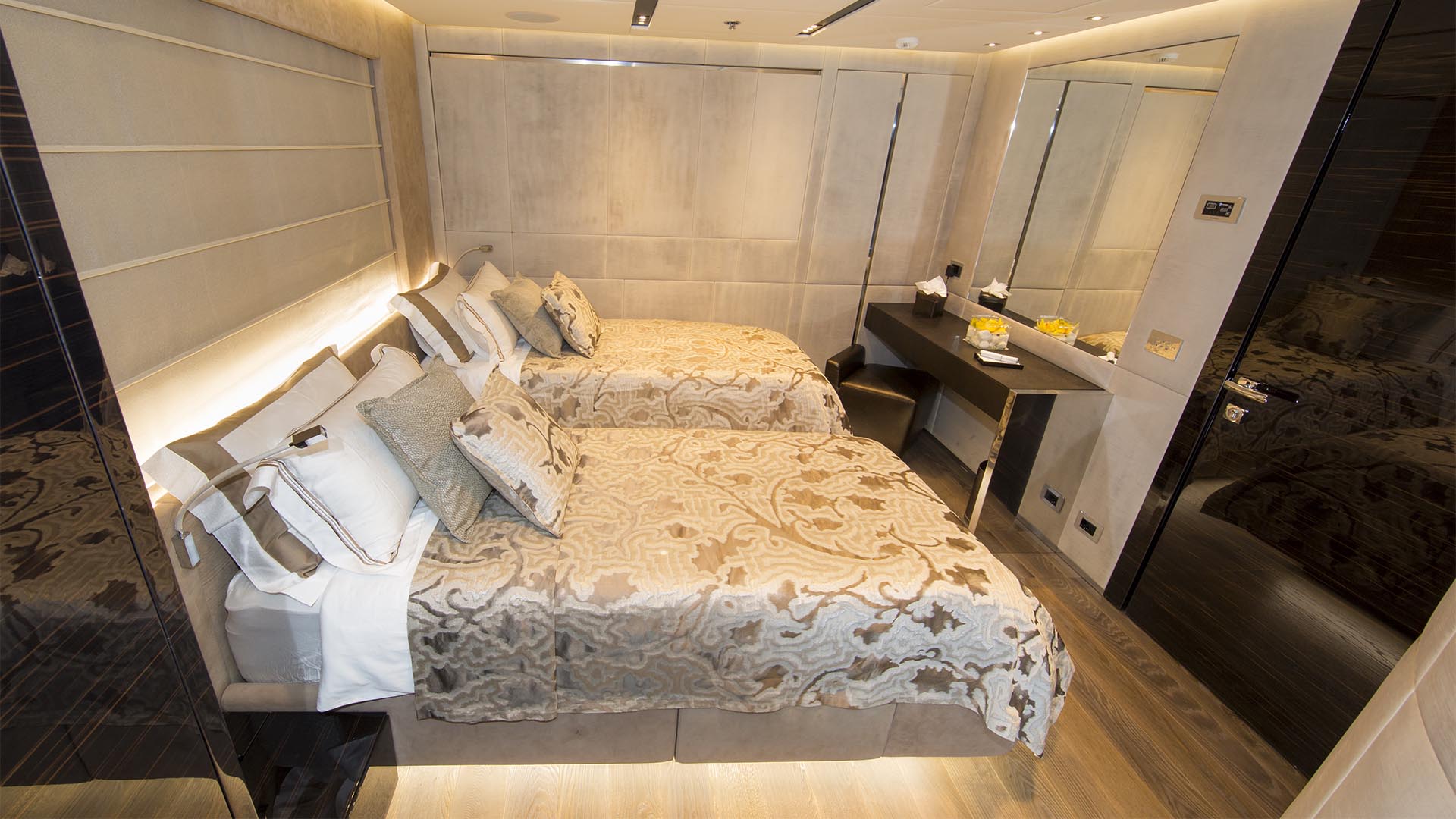 Twin Cabin.jpg
