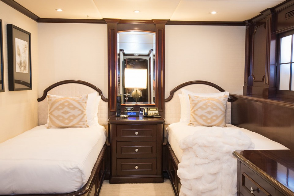 Twin cabin 1.jpg
