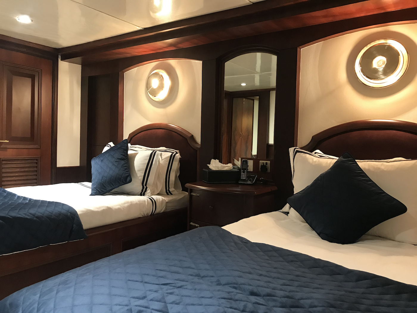 Twin cabin KALIZMA 4.jpg