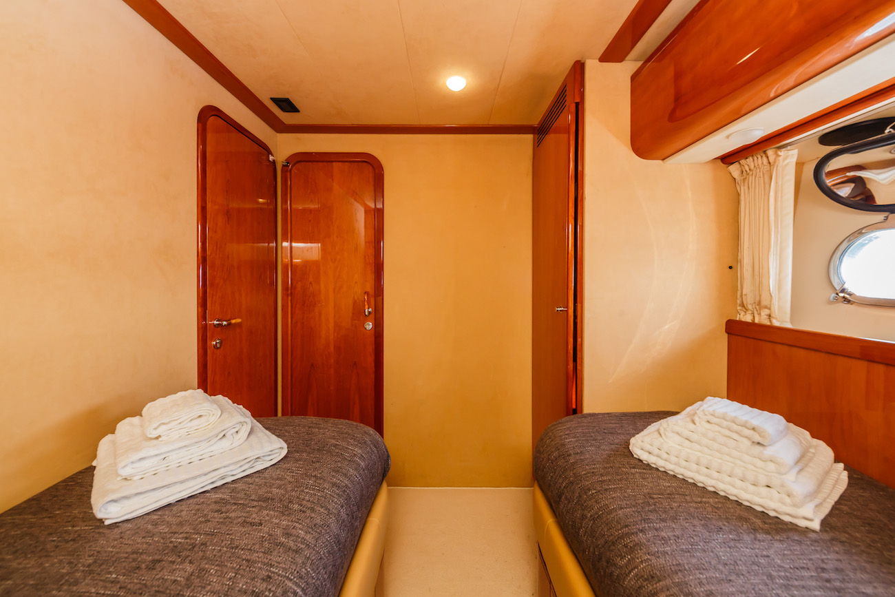 Twin guest stateroom.jpg