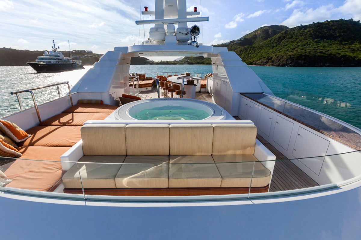 Upper deck 4.jpg