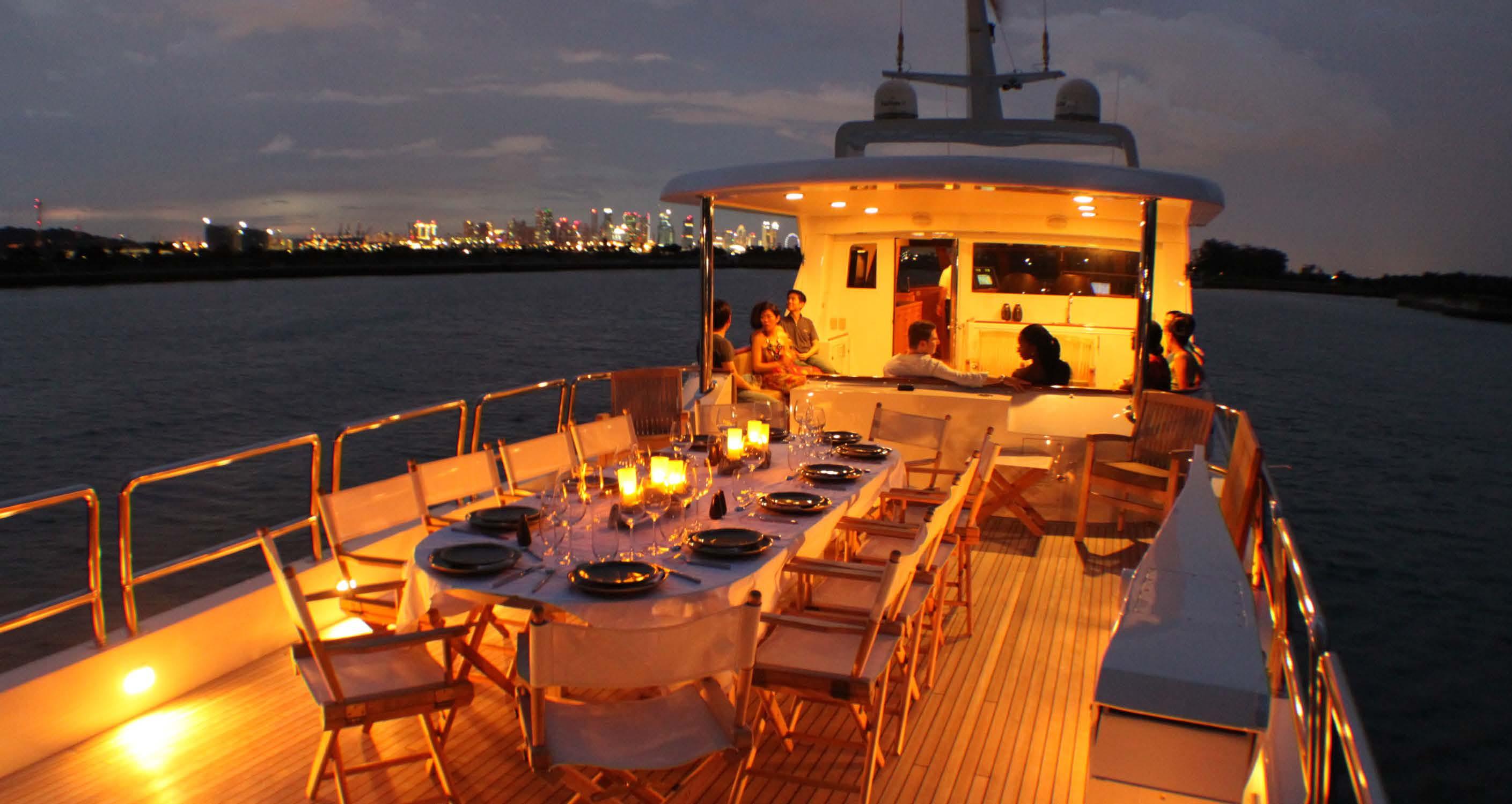 Upper deck by night.jpg