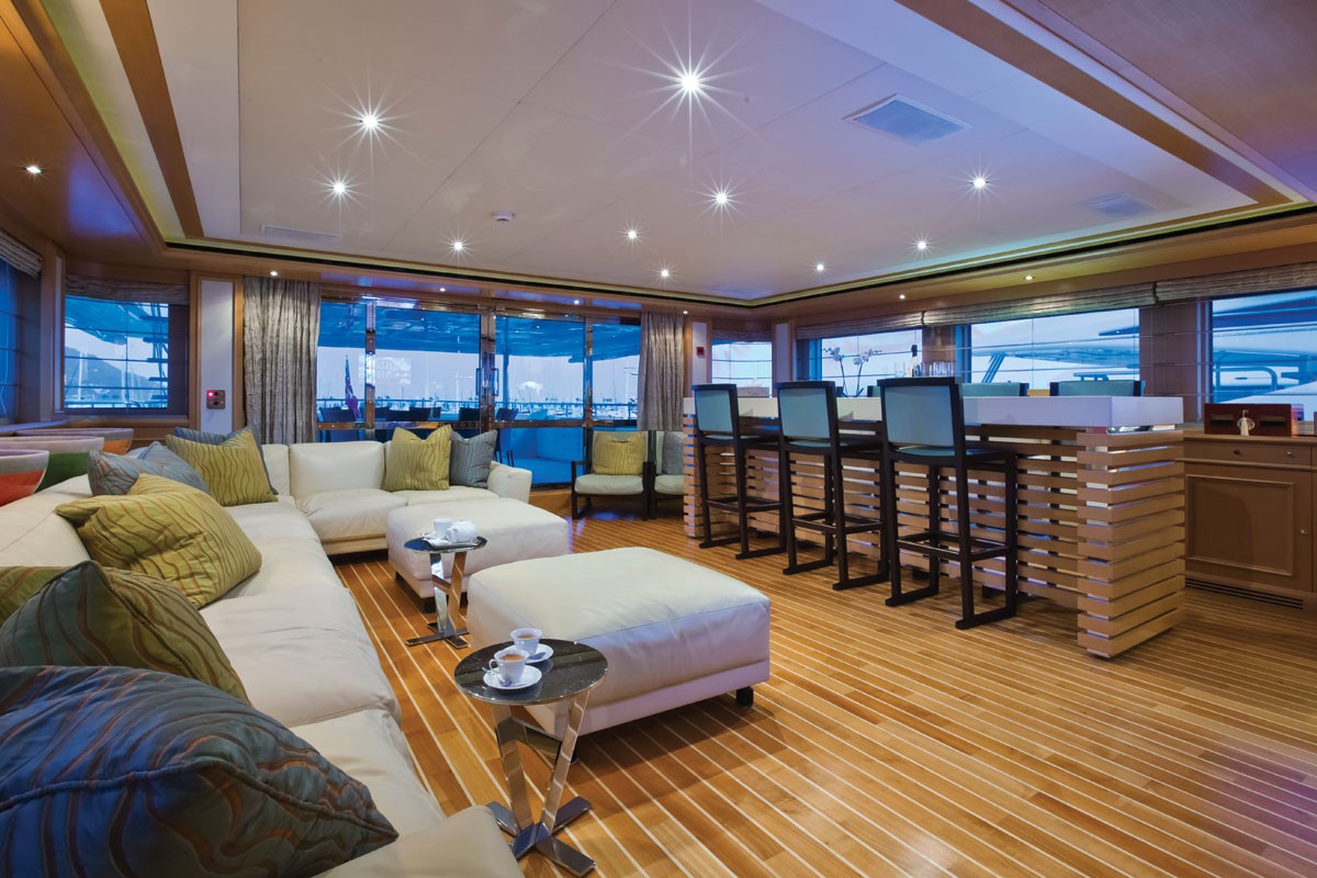 Uppper deck saloon.jpg