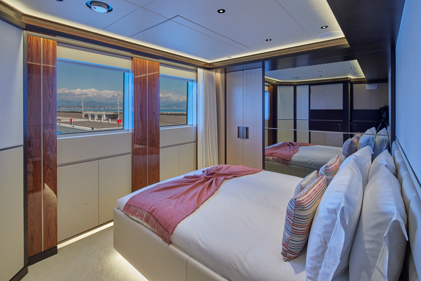 VIP cabin bridge deck.jpg
