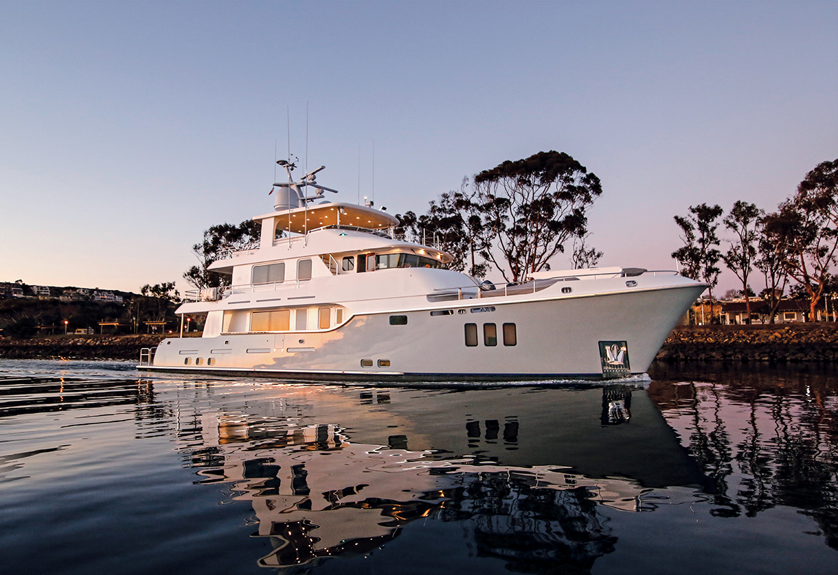 VIVIERAE II superyacht by Nordhavn .jpg