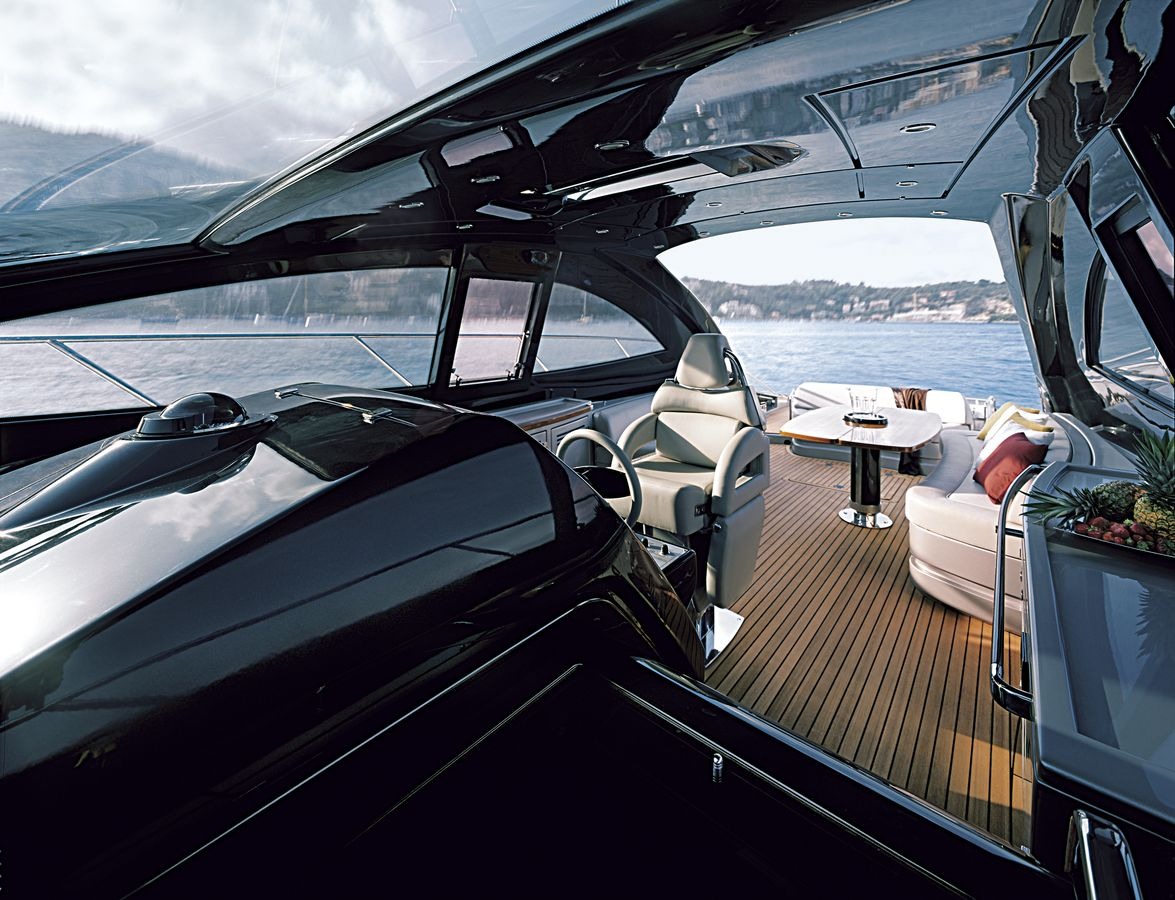 View out onto the aft deck.jpg