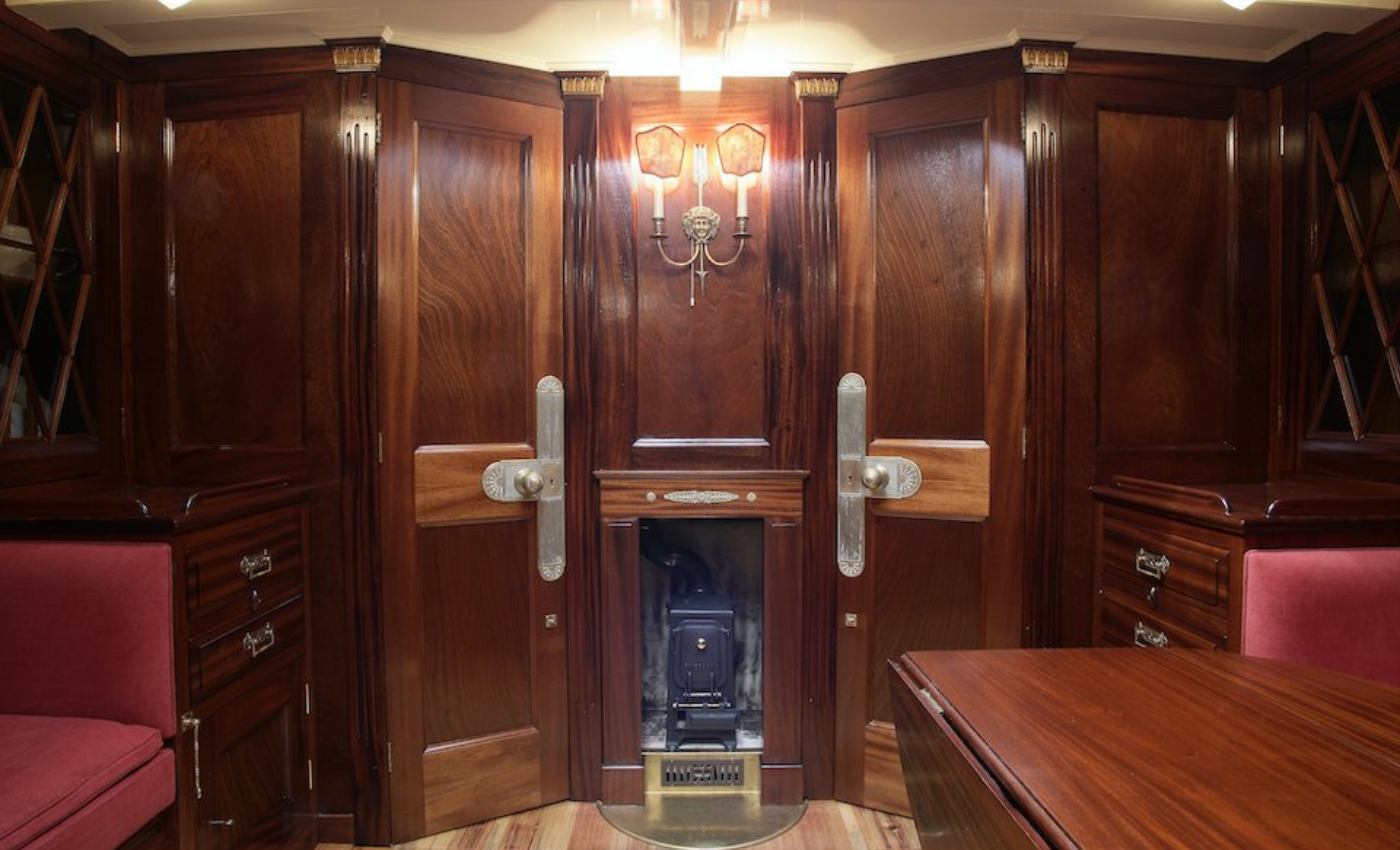 Vintage Door Knob 01.png