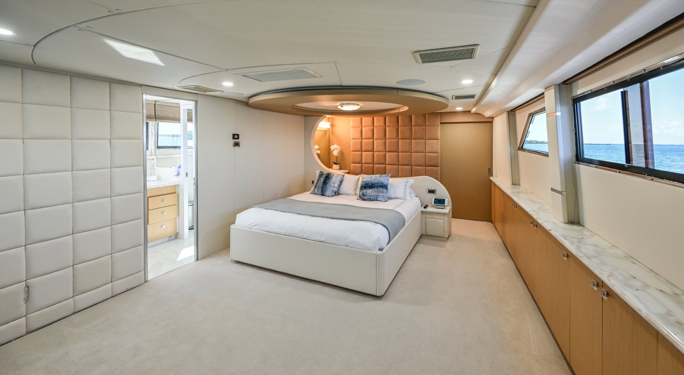 Vip Cabin 03 (2).jpg