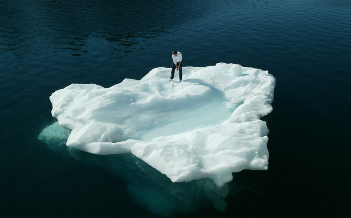 Vripack-pioneer-by Palmer Johnson - Ice Golf.jpg