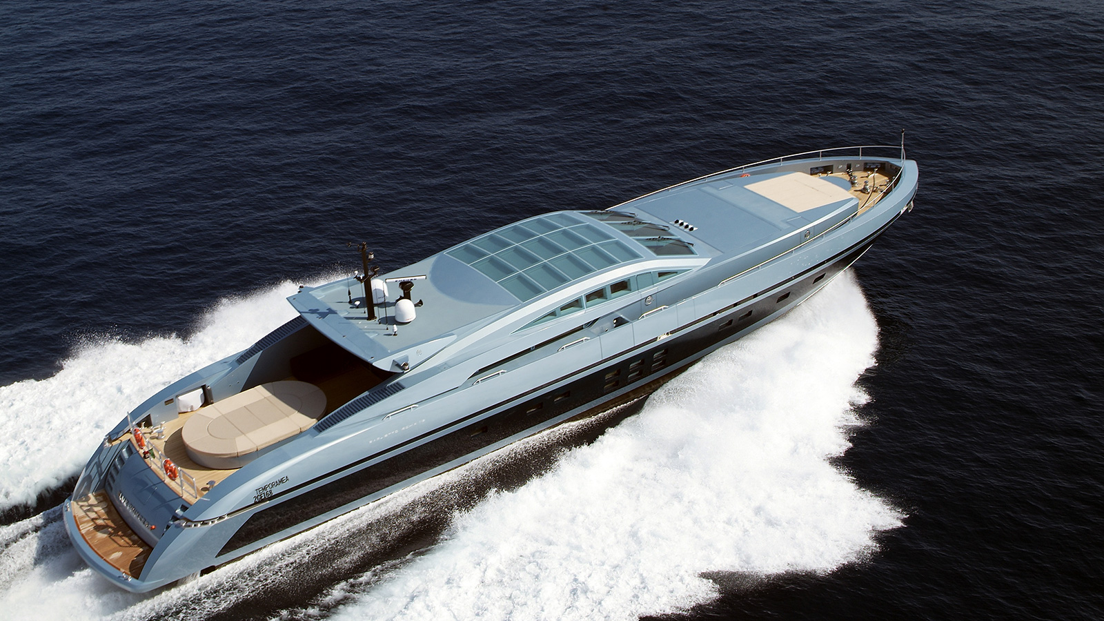 Yacht BLUE PRINCESS STAR by Baglietto - underway 2.jpg