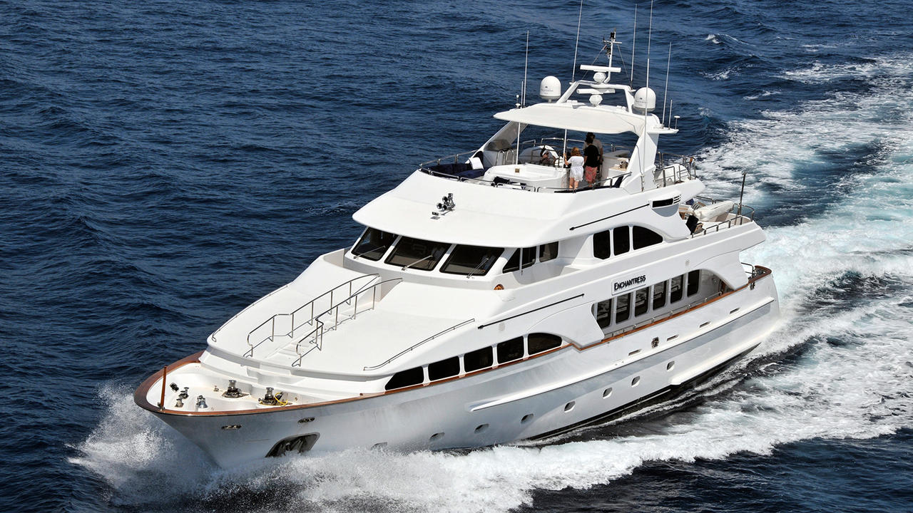Yacht ENCHANTRESS a Benetti Classic underway - bow.jpg