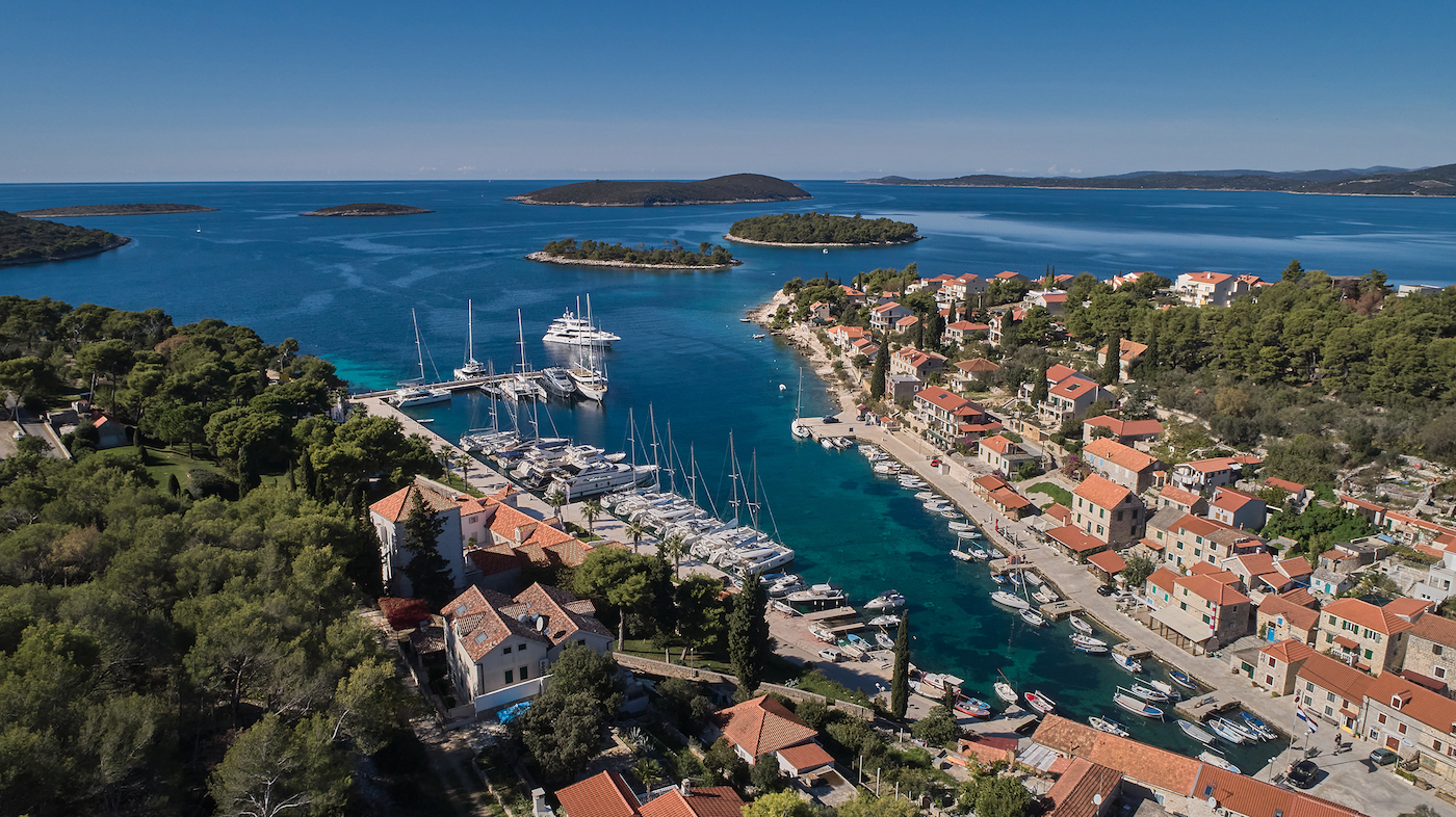 Yacht Happy Me in Croatia.jpg