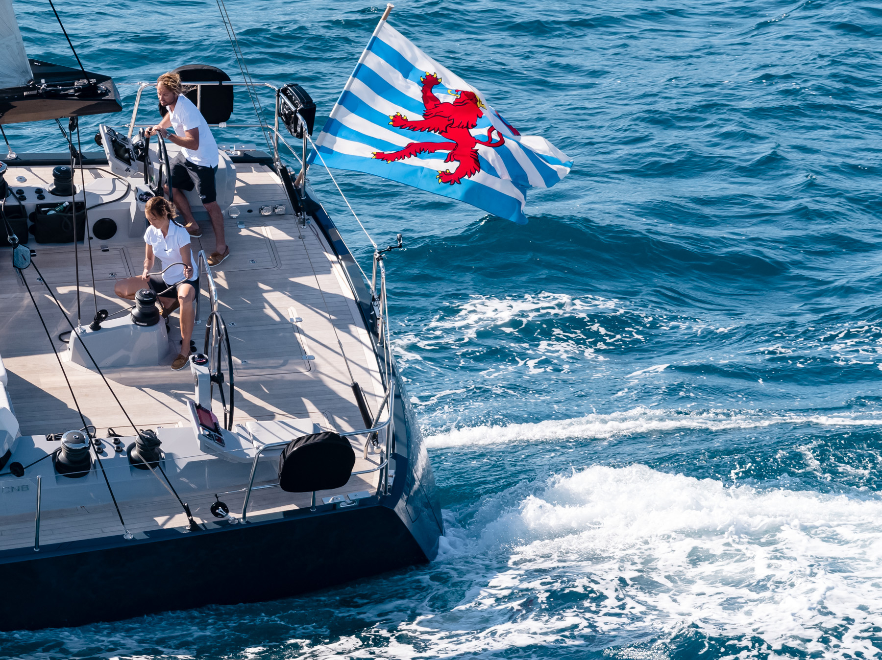 Yacht J Six - Sailing 7.jpg