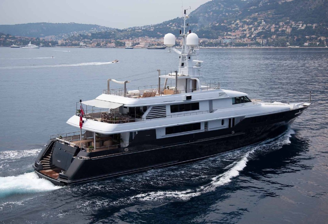 Yacht MARIU - Cap Farrat.jpg