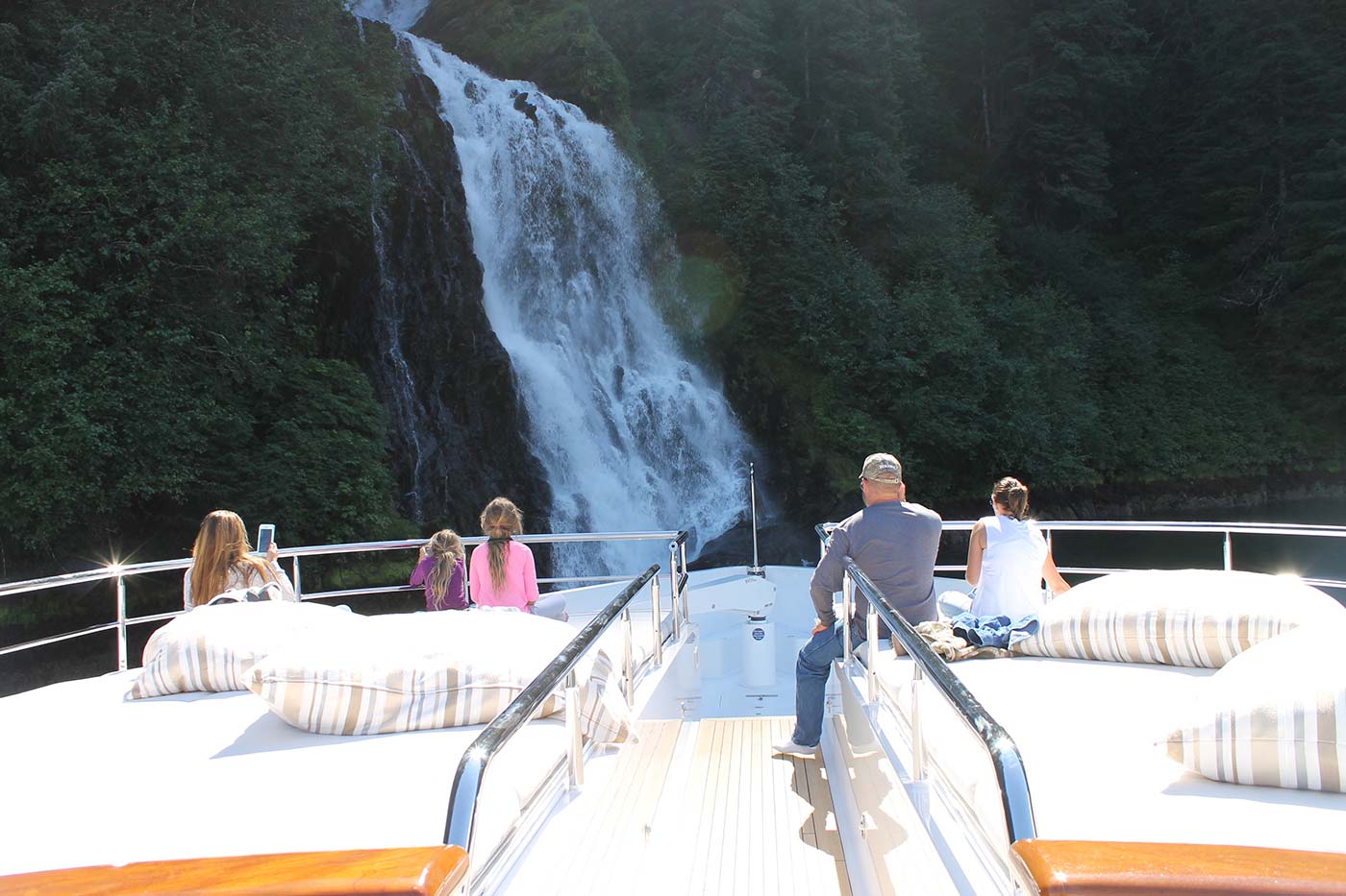 Yacht charter vacation in Alaska 9.jpg