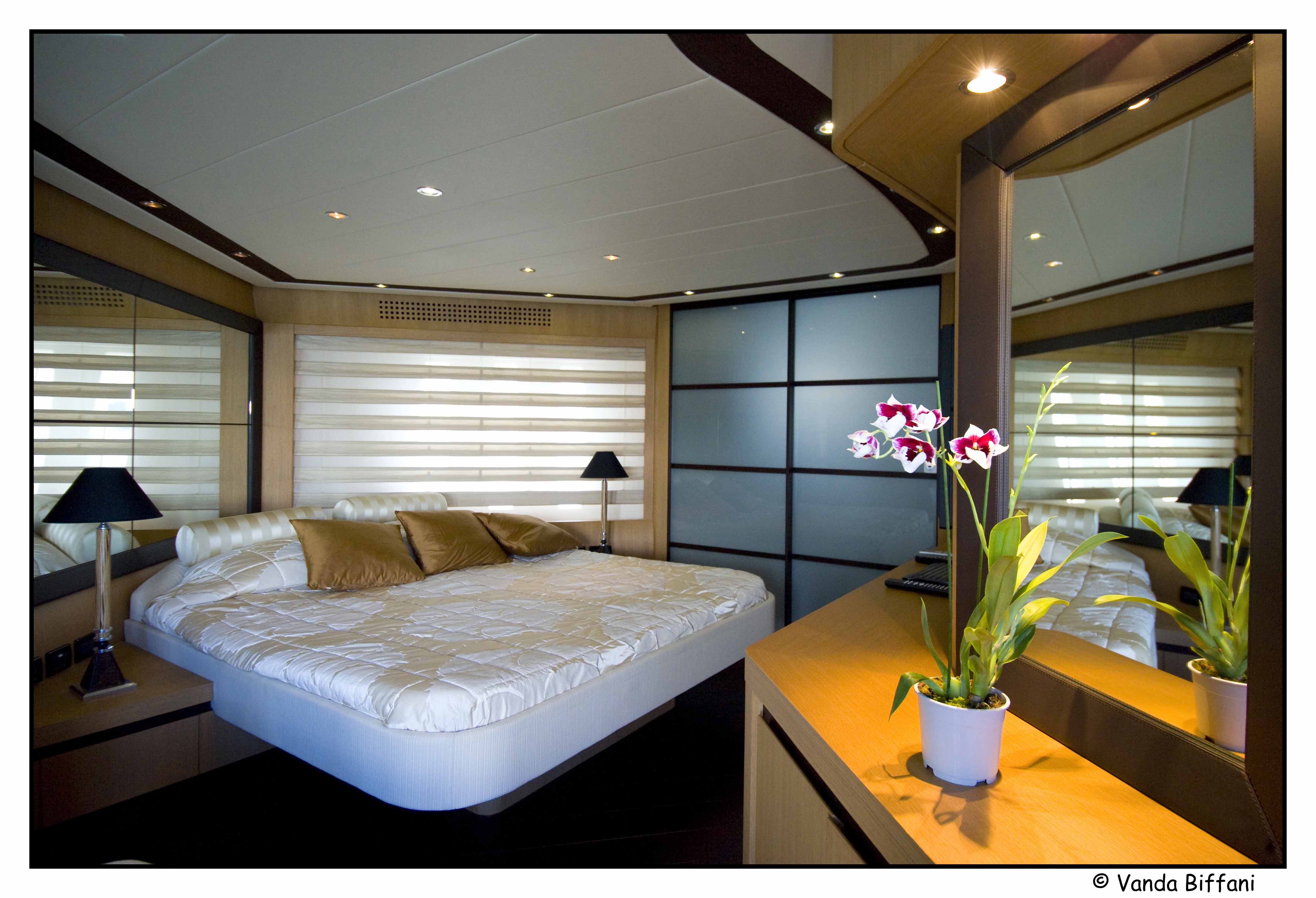 Yacht-1287-23.jpg