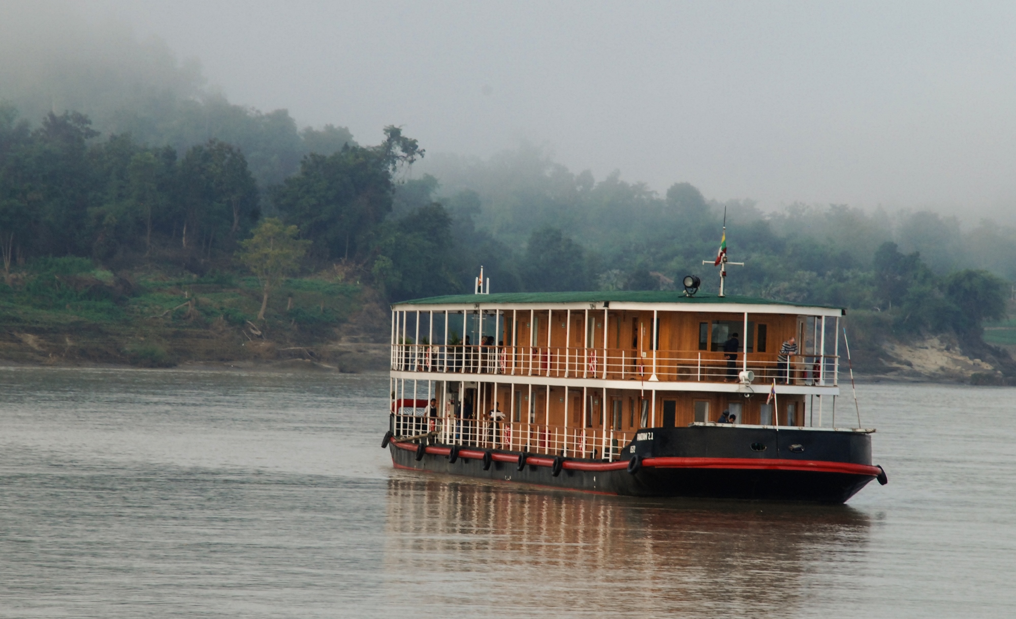 ZAWGYI River Yacht - Cruising in the mist.jpg