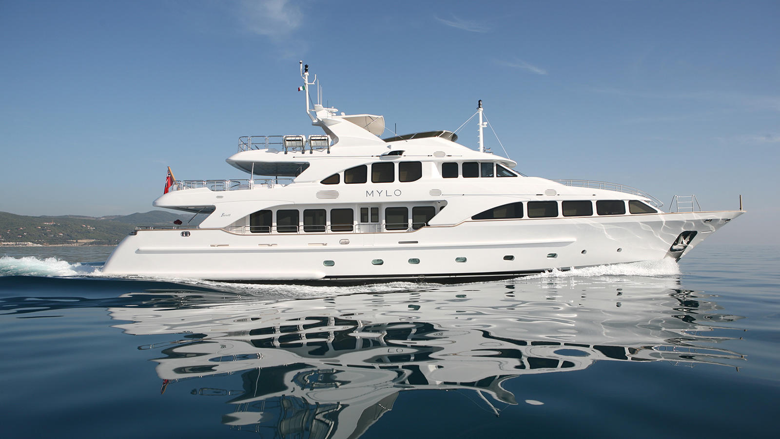 a Benetti Sistership.jpg