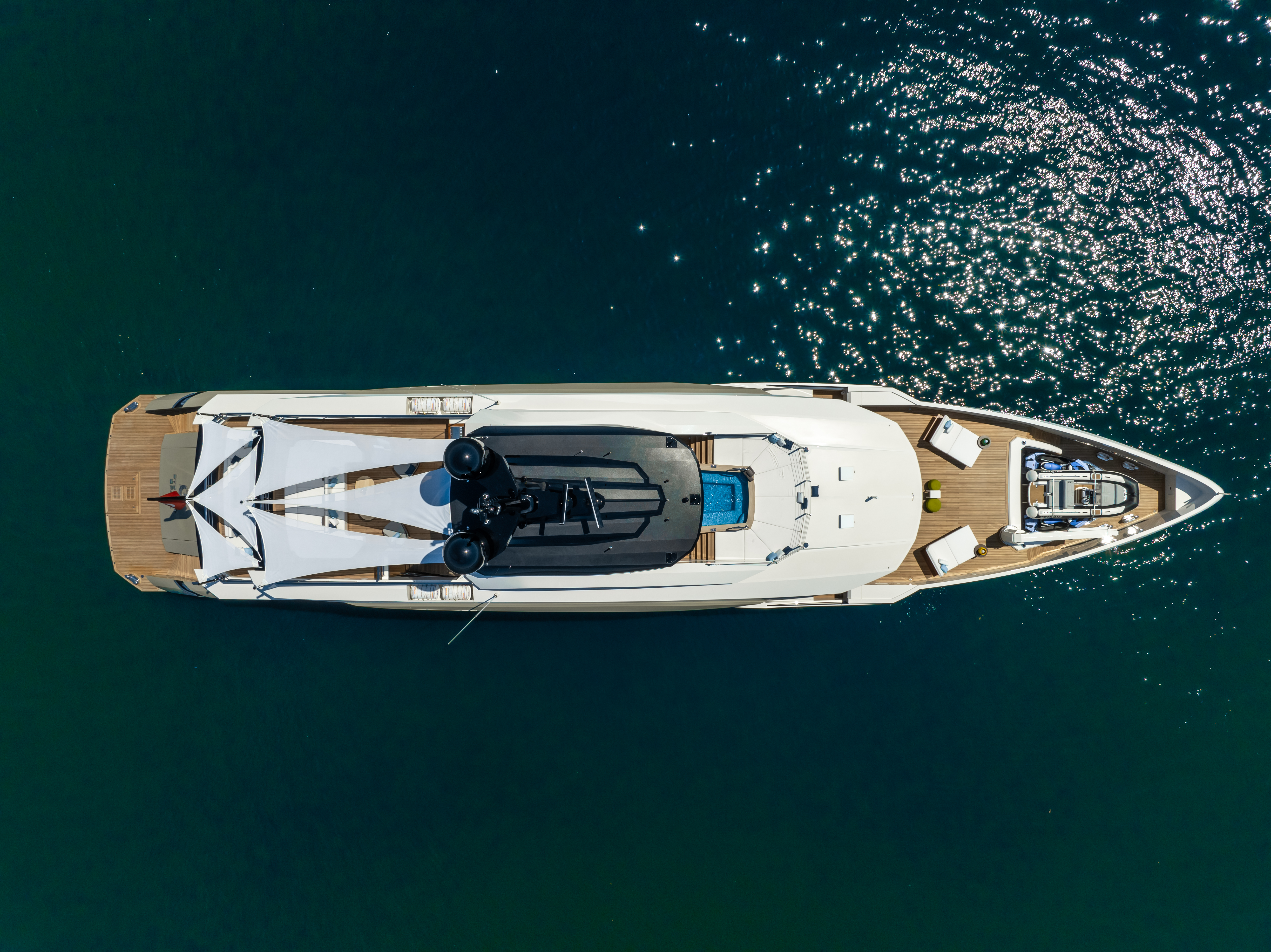 aerial view of the motor yacht.jpg