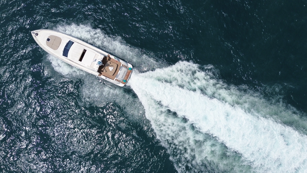 aerial view of the yacht running .jpg