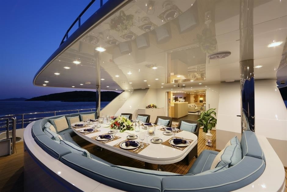 aft alfresco dining set up.jpg