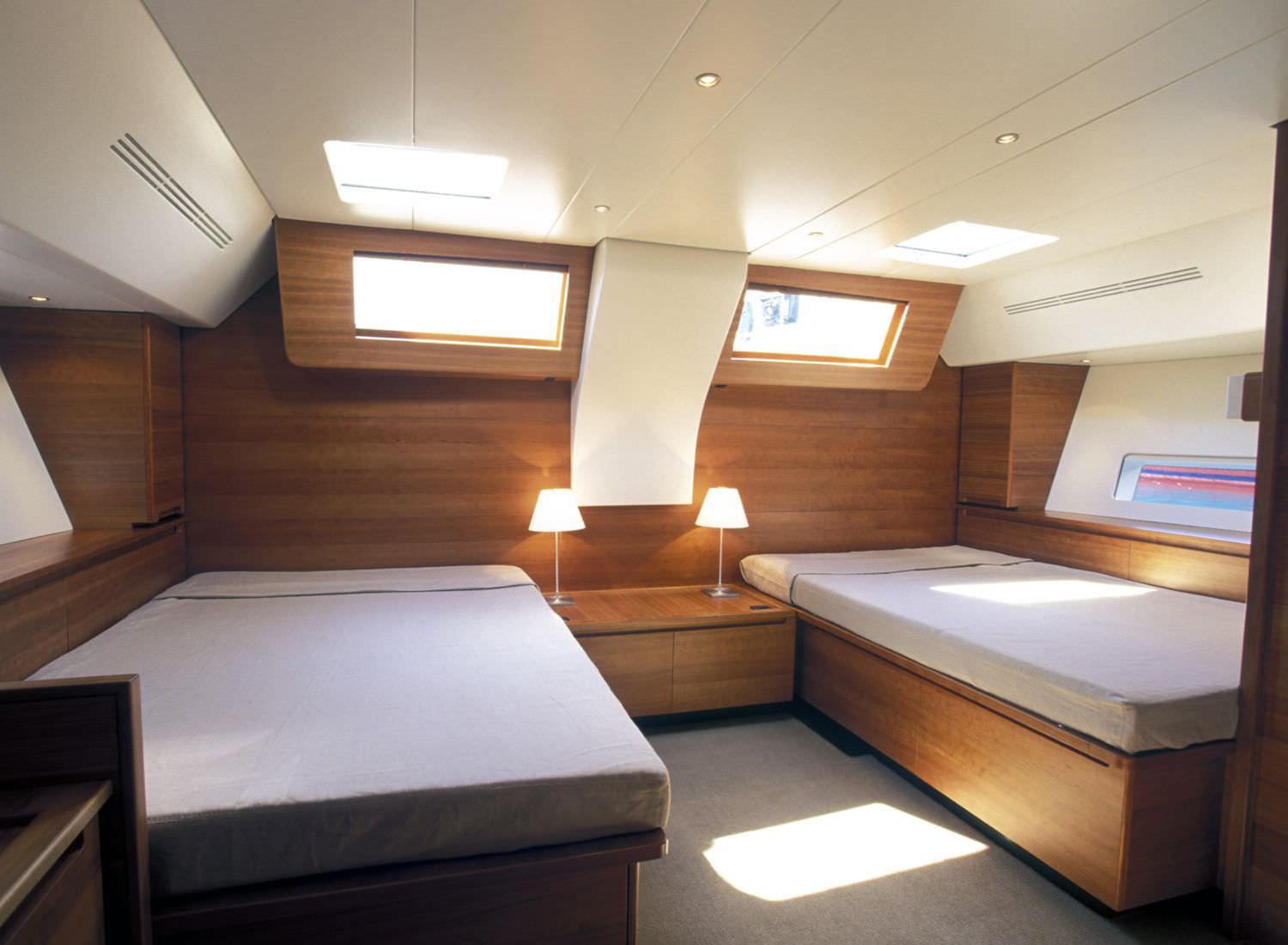 aft cabin.jpg