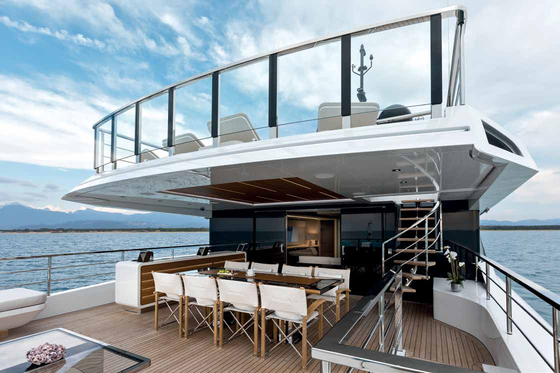 aft deck alfresco dining area .png