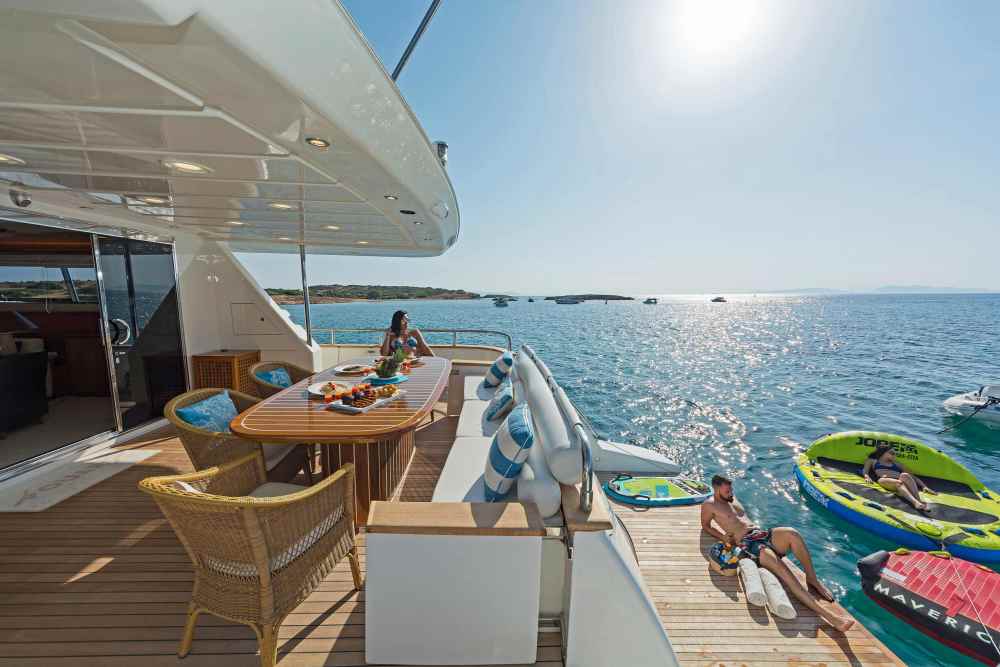 aft deck and swim platform.jpg