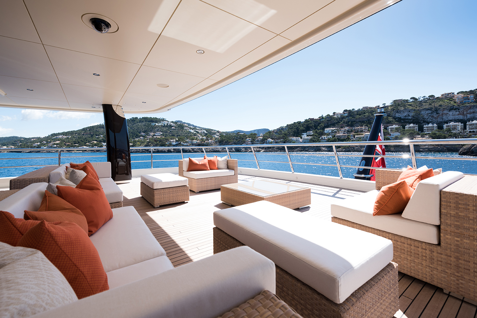 aft deck seating.jpg