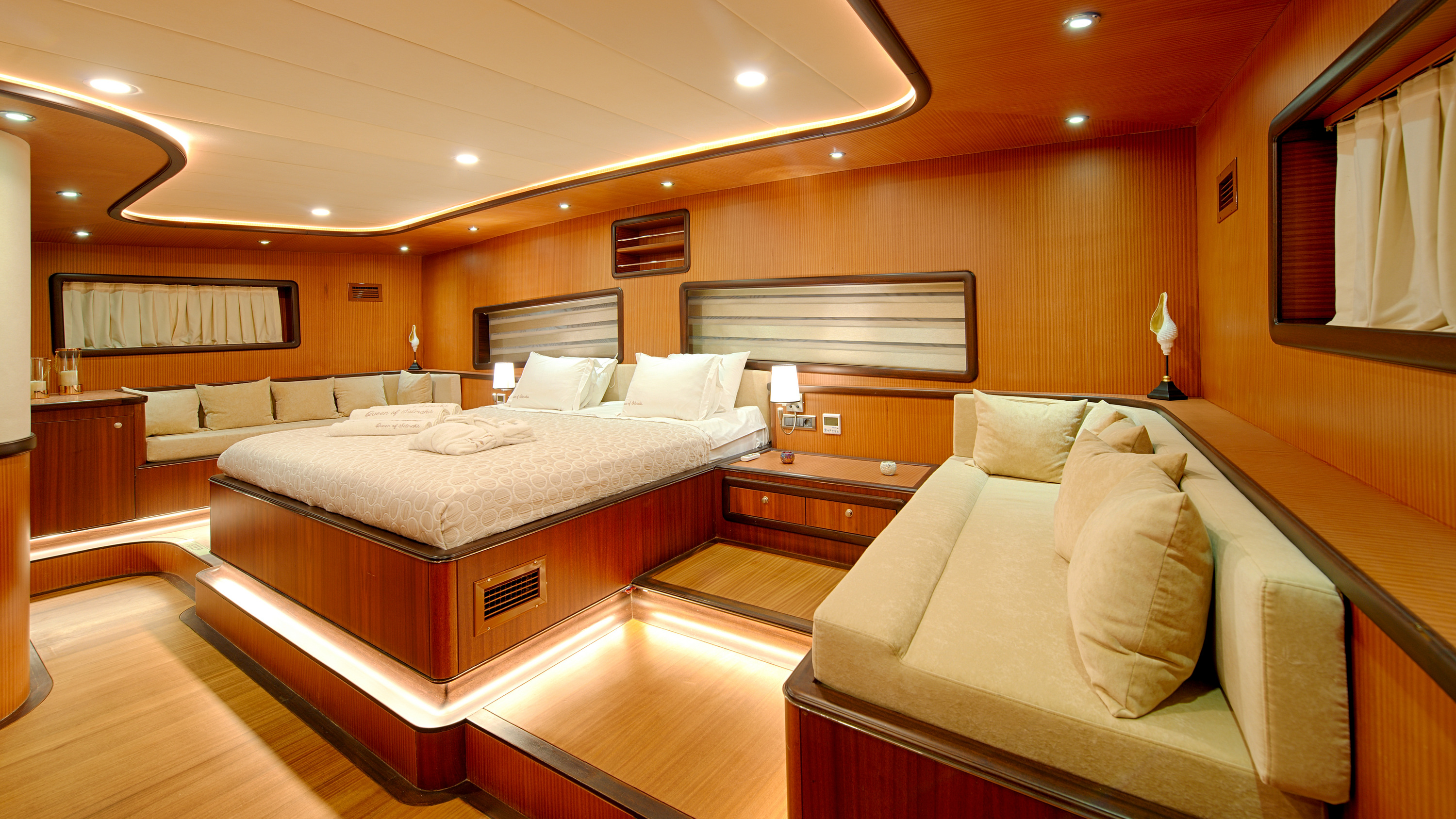 aft master suite.jpg