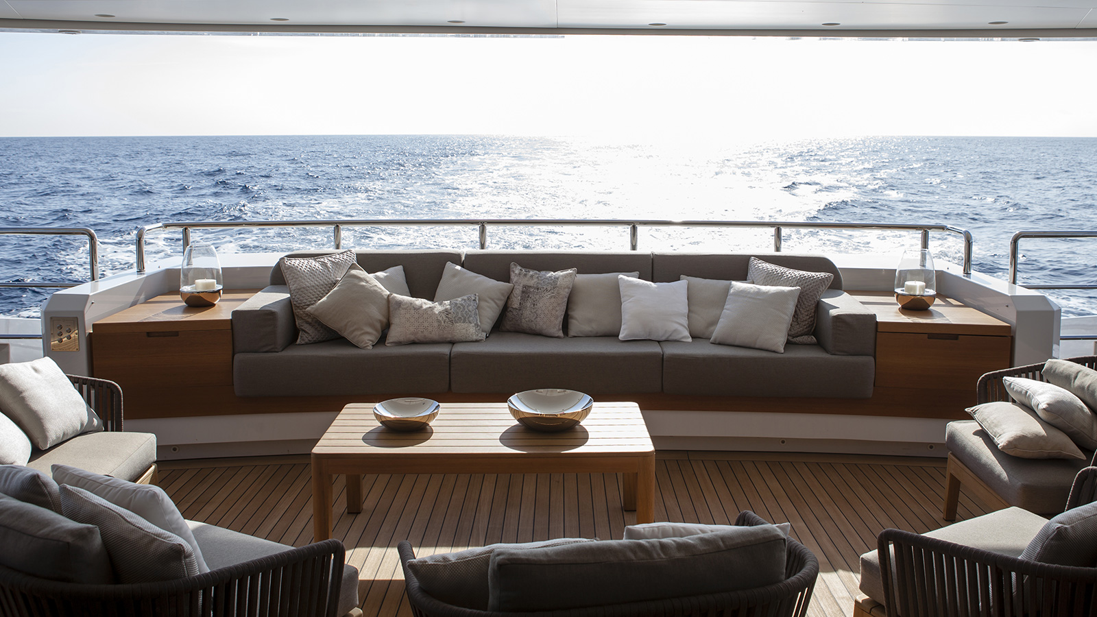 aft relaxation area.jpg