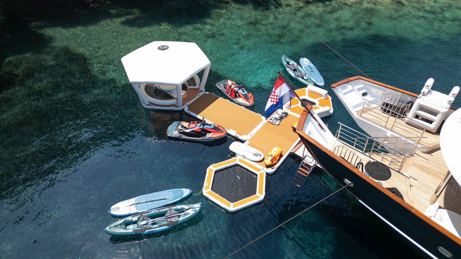 aft view with water toys.jpg