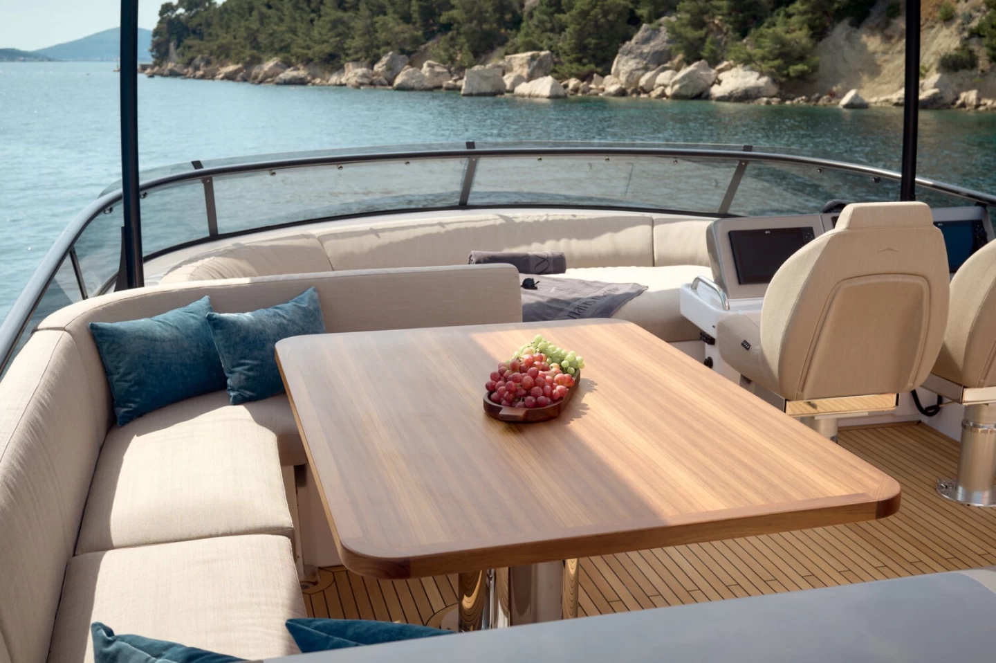 al fresco dining seating .jpg