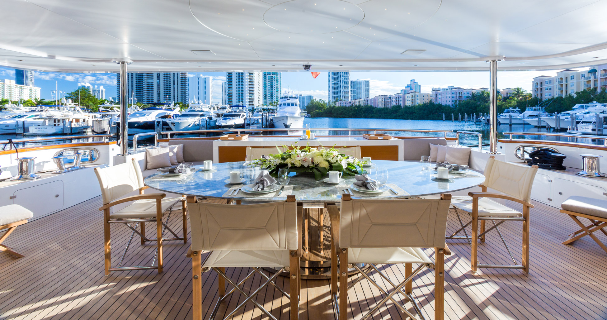 al fresco dining setting aft deck .jpg