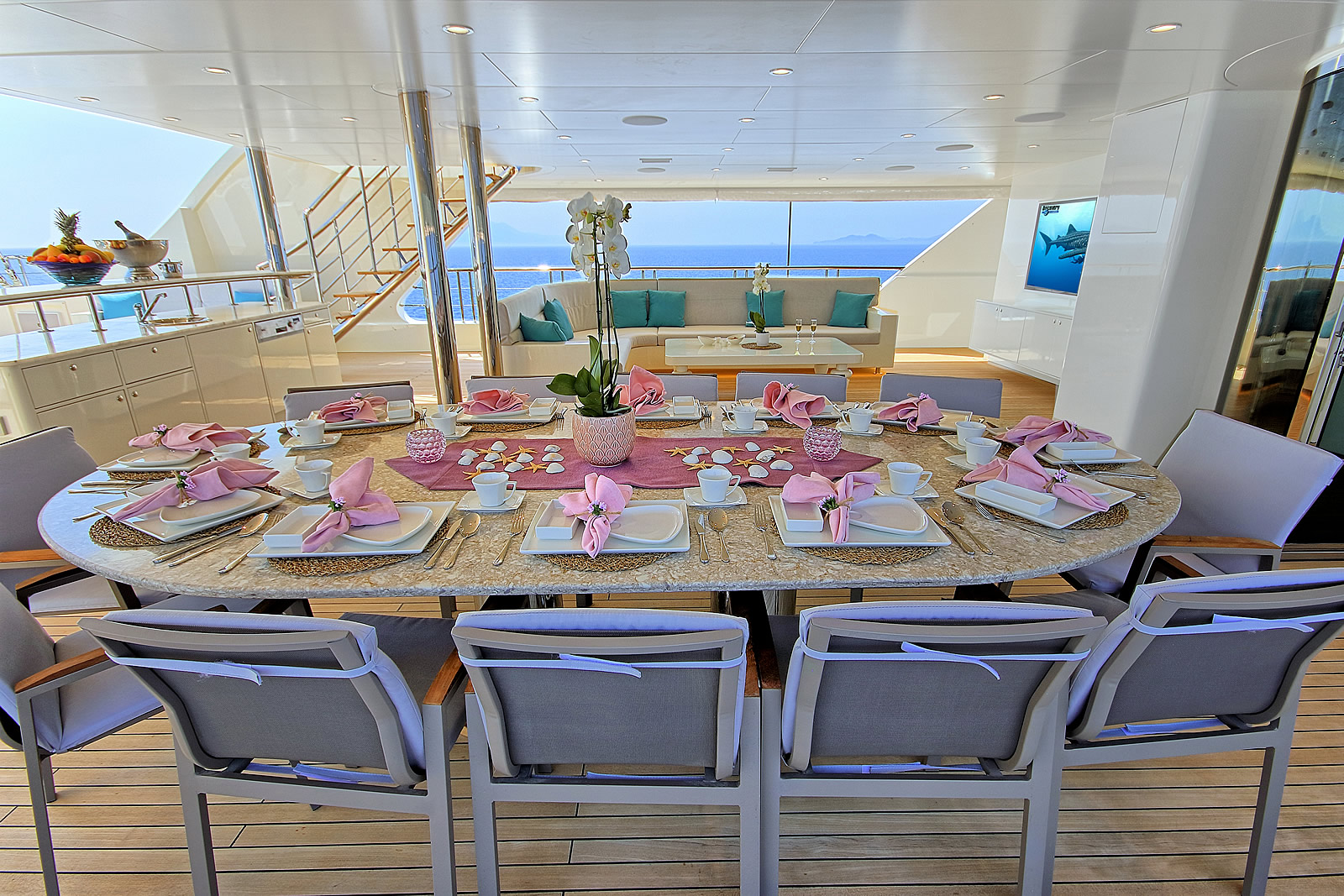alfresco dining area .jpg
