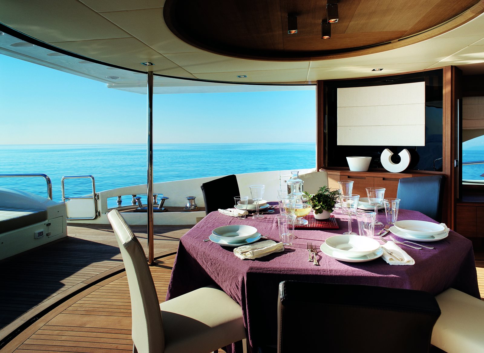 alfresco dining.jpg